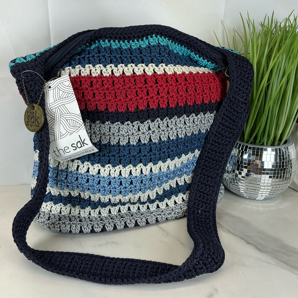 The Sak Amberly Navy and Red Crochet Shoulder Bag - Picture 5 of 12